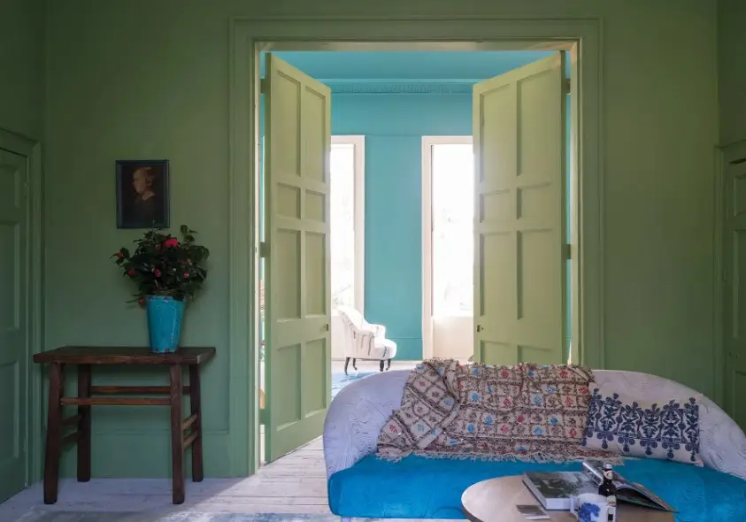 warna cat kamar agar terlihat luas curlish green